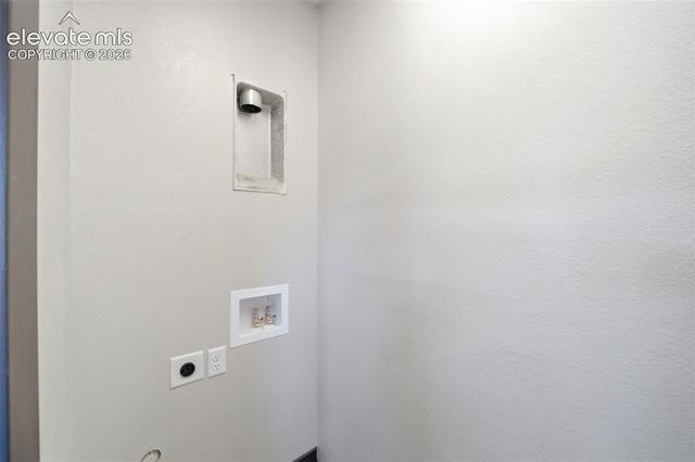 330 Jefferson Street, Pueblo, CO 81004