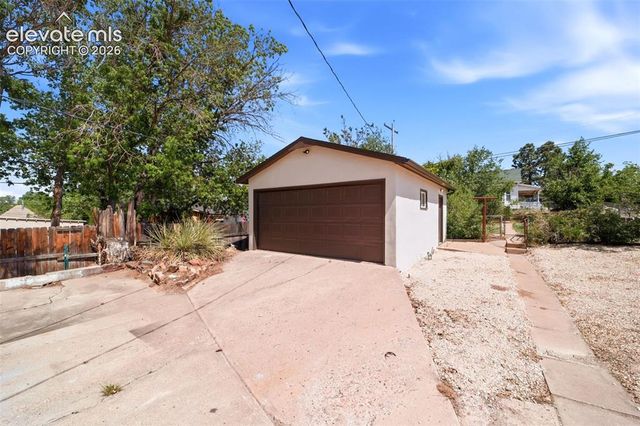 330 Jefferson Street, Pueblo, CO 81004
