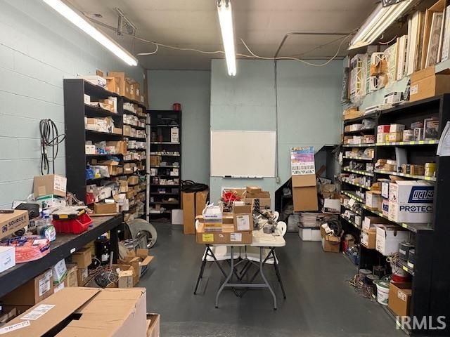 2465 Old Hwy 60 W, Mitchell, IN 47446