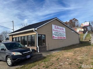 2465 Old Hwy 60 W, Mitchell, IN 47446