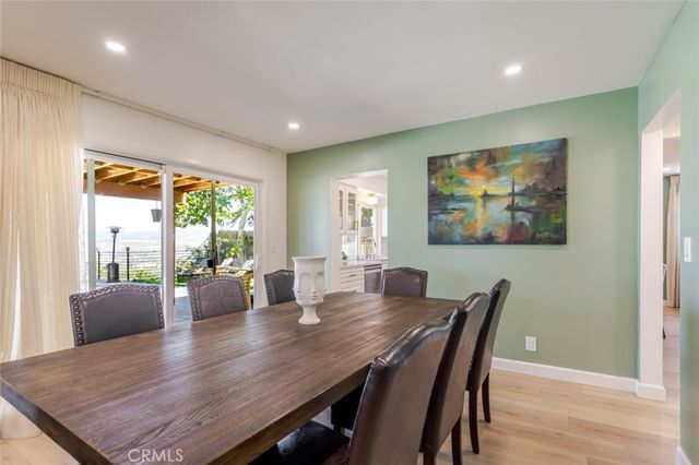 19707 Green Mountain Drive, Newhall, CA 91321