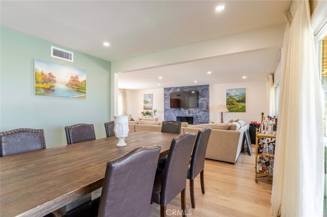 19707 Green Mountain Drive, Newhall, CA 91321