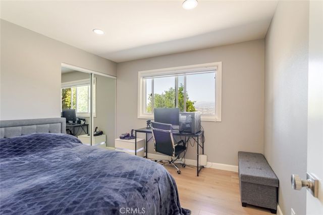 19707 Green Mountain Drive, Newhall, CA 91321