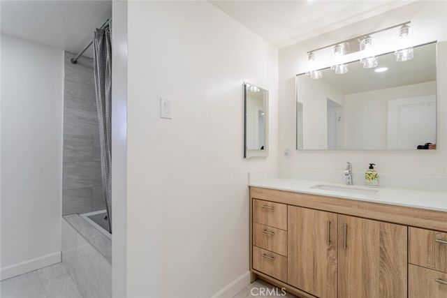 19707 Green Mountain Drive, Newhall, CA 91321