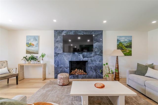 19707 Green Mountain Drive, Newhall, CA 91321