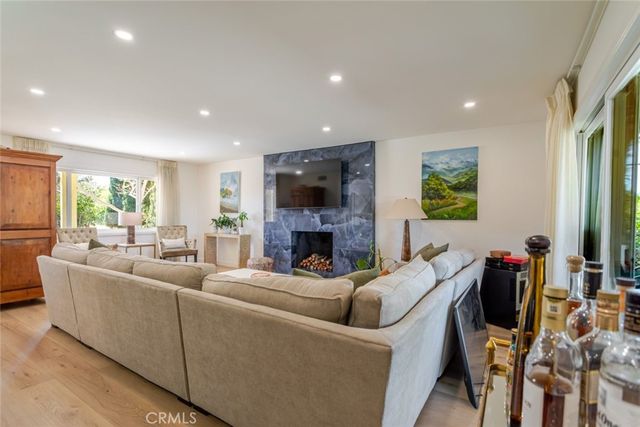 19707 Green Mountain Drive, Newhall, CA 91321