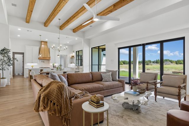 508 Robnett Road, Waxahachie, TX 75165