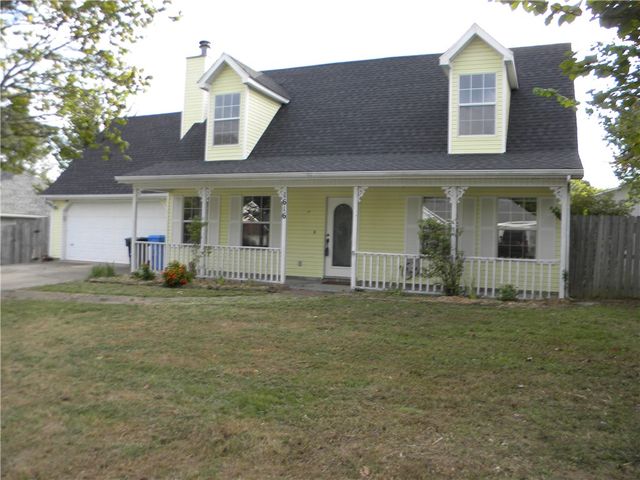 1616 S Tallgrass Drive, Fayetteville, AR 72701