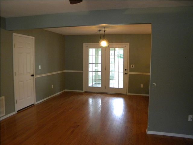 1616 S Tallgrass Drive, Fayetteville, AR 72701