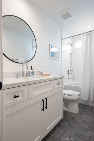 947 W Balboa, Newport Beach, CA 92661
