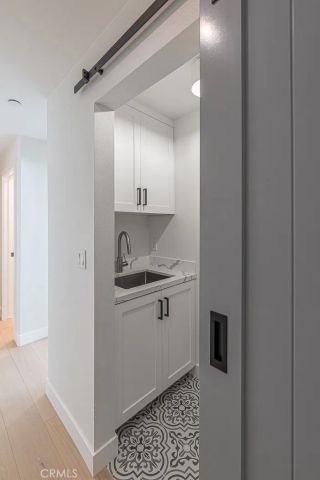 947 W Balboa, Newport Beach, CA 92661