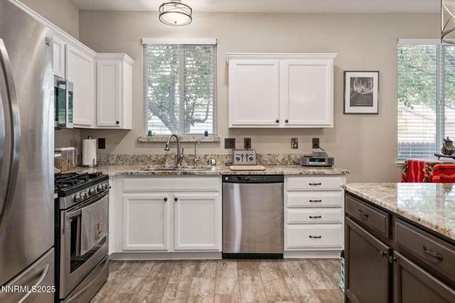 501 La Quinta Court, Dayton, NV 89403