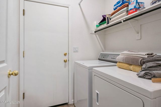 501 La Quinta Court, Dayton, NV 89403