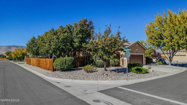 501 La Quinta Court, Dayton, NV 89403