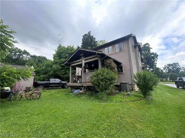 805 5th Street, Niles, OH 44446
