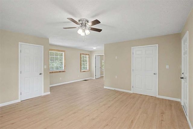 938 Mandeville Road, Carrollton, GA 30117