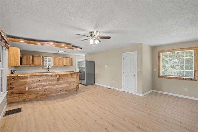 938 Mandeville Road, Carrollton, GA 30117