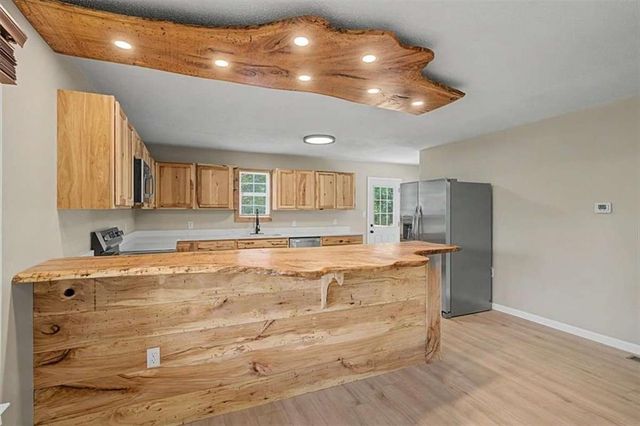 938 Mandeville Road, Carrollton, GA 30117