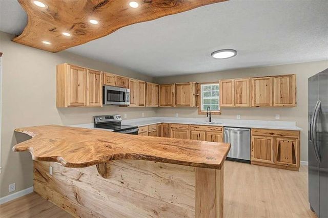 938 Mandeville Road, Carrollton, GA 30117