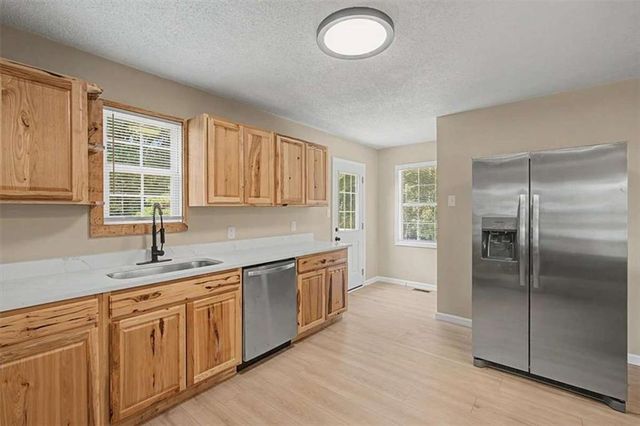 938 Mandeville Road, Carrollton, GA 30117