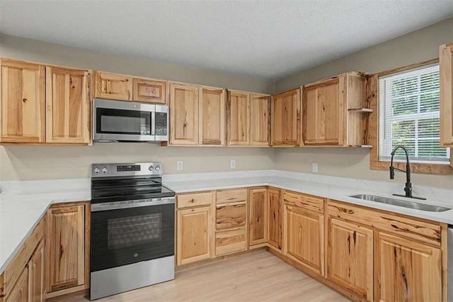 938 Mandeville Road, Carrollton, GA 30117