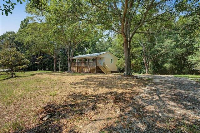 938 Mandeville Road, Carrollton, GA 30117