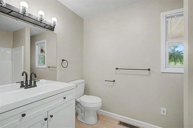 938 Mandeville Road, Carrollton, GA 30117