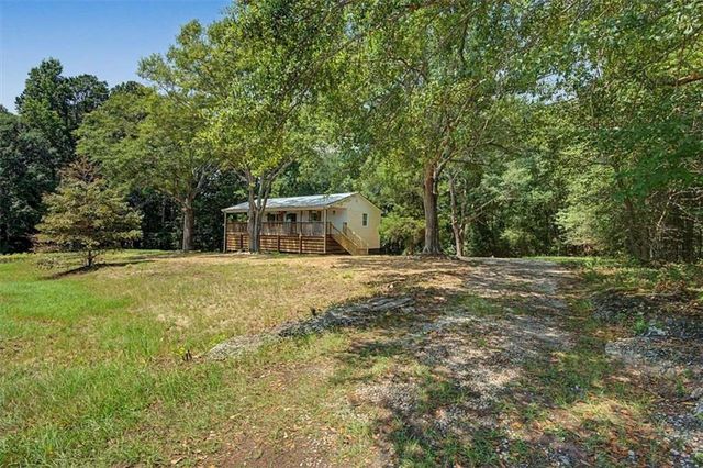 938 Mandeville Road, Carrollton, GA 30117