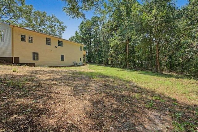 938 Mandeville Road, Carrollton, GA 30117