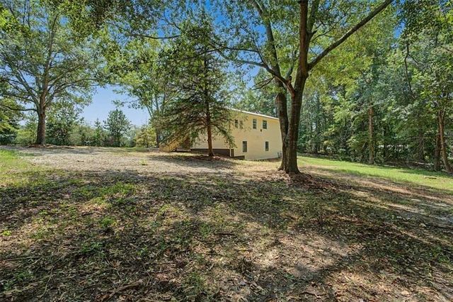 938 Mandeville Road, Carrollton, GA 30117