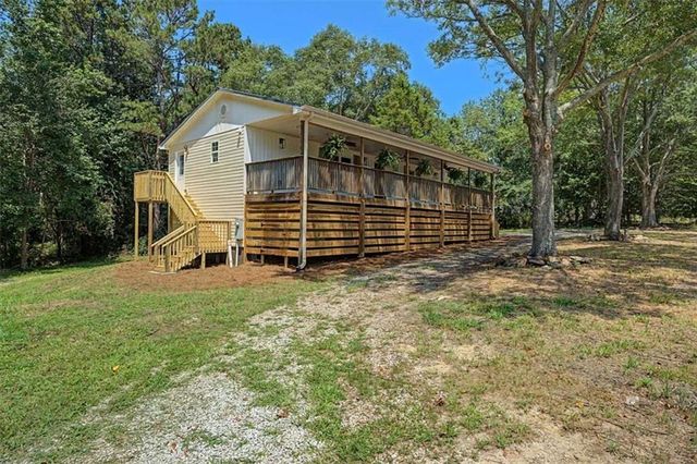 938 Mandeville Road, Carrollton, GA 30117