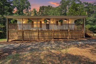 938 Mandeville Road, Carrollton, GA 30117