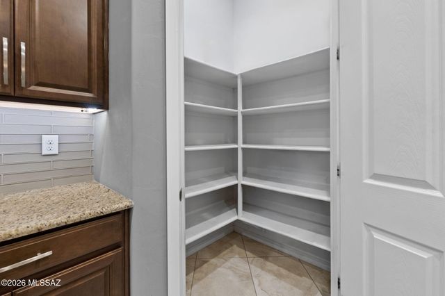 209 E Brookdale Way, Oro Valley, AZ 85755