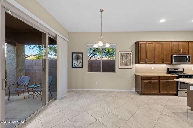 209 E Brookdale Way, Oro Valley, AZ 85755