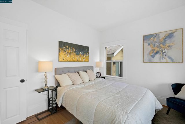 2011 Rosedale Ave, Oakland, CA 94601