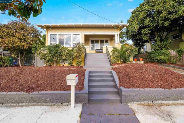 2011 Rosedale Ave, Oakland, CA 94601