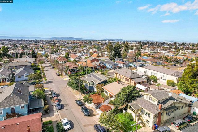 2011 Rosedale Ave, Oakland, CA 94601