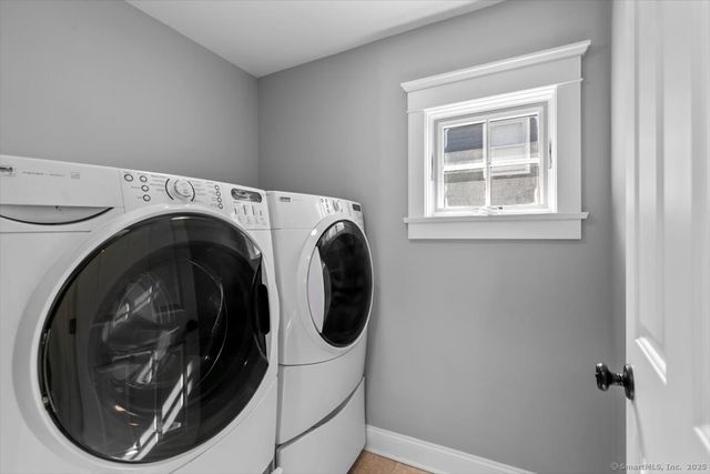 10 Point Beach Drive, Milford, CT 06460