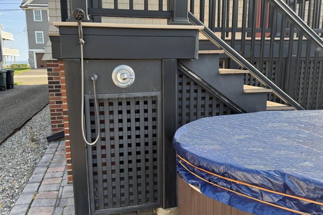 10 Point Beach Drive, Milford, CT 06460