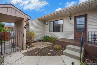 61961 Yorktown 4, South Lyon, MI 48178