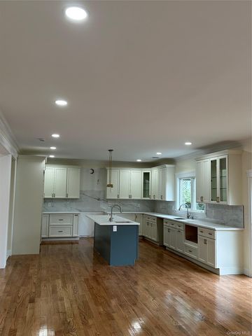 114 Maytime Drive, Jericho, NY 11753