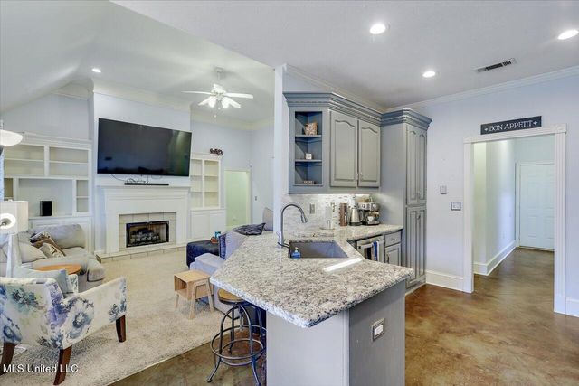 118 Pine Ridge Circle, Brandon, MS 39047