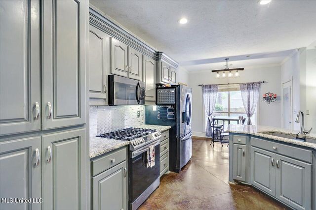 118 Pine Ridge Circle, Brandon, MS 39047