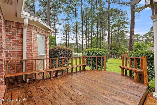 118 Pine Ridge Circle, Brandon, MS 39047