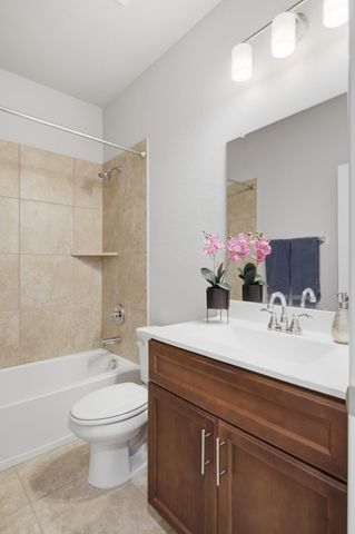 4727 Bluffview Drive, Haltom City, TX 76137