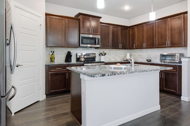 4727 Bluffview Drive, Haltom City, TX 76137