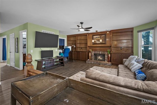 4207 Goodness Court, Florissant, MO 63034