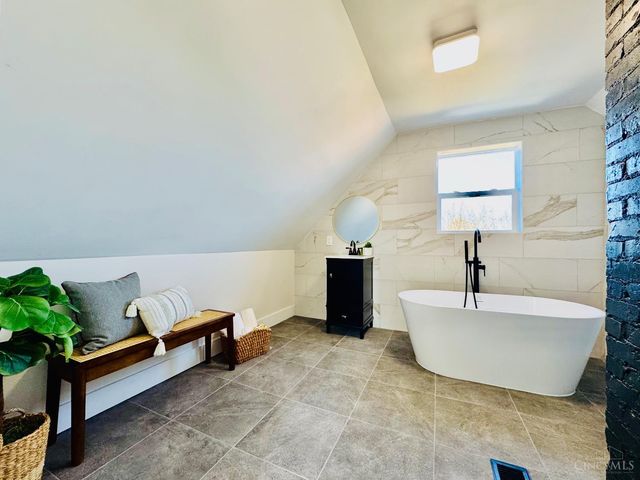 2014 Clarion Avenue, Cincinnati, OH 45207