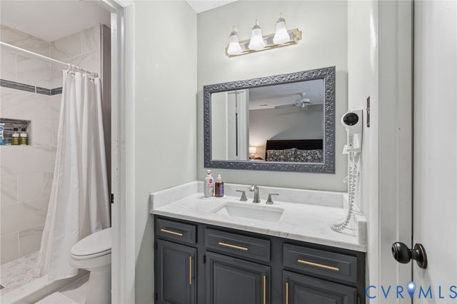 2000 Boulder Run Dr, Henrico, VA 23238