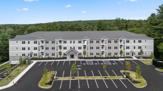 10100 S Willow Street # 301, Manchester, NH 03103